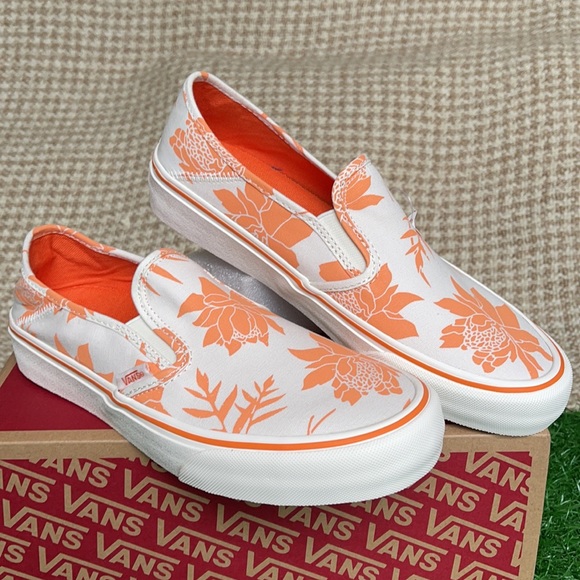 VANS SLIP ON SF WMNS - Picture 8 of 16